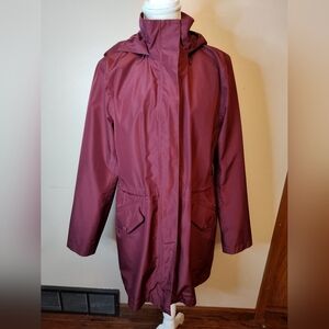 Land's End Woman's Coat With Removable Vest Size Medium Burgundy